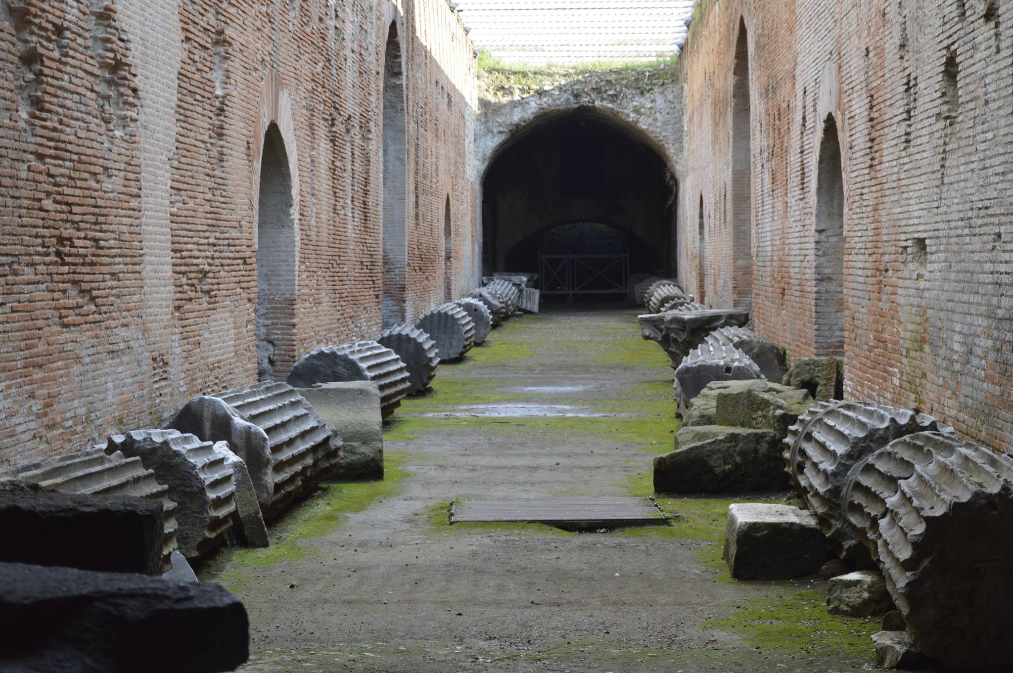 parco-dei-campi-flegrei-anfiteatro-cumano